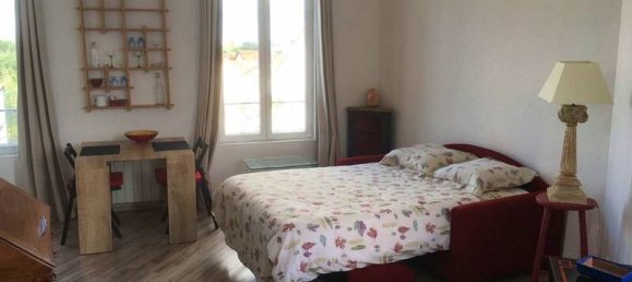 Studio in Chatou, France No. 122900 3