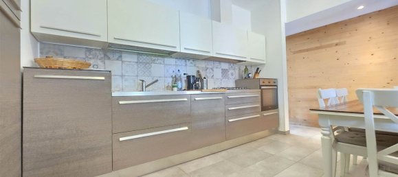 10-Zimmer Haus in Pietrasanta, Italy, Nr. 283223 8