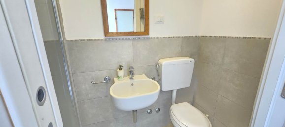 10-Zimmer Haus in Pietrasanta, Italy, Nr. 283223 19