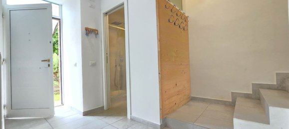 10-Zimmer Haus in Pietrasanta, Italy, Nr. 283223 17