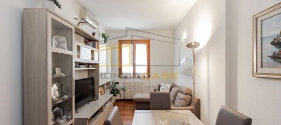 Apartamento de 3 dormitorios en Monza, Italy No. 364641 7