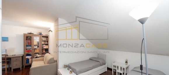 Apartamento de 3 dormitorios en Monza, Italy No. 364641 23