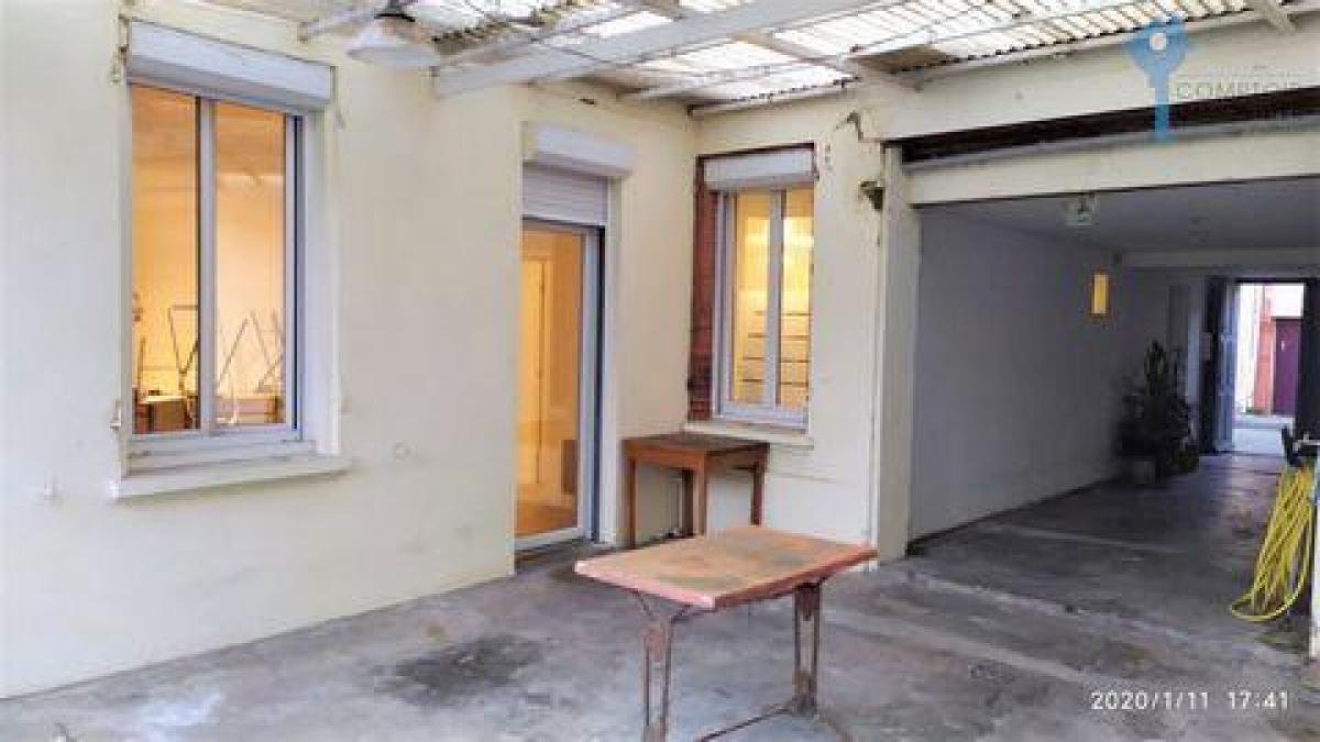 Studio in the Condo in Toulouse, France No. 37388