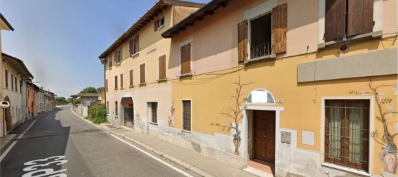 Estudio en Dello, Italy No. 338442 9