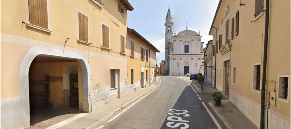 Estudio en Dello, Italy No. 338442 3