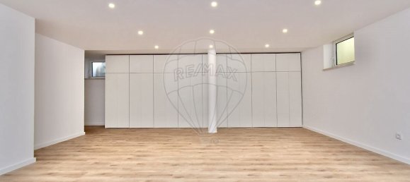 4 bedrooms Villa in Cascais, Portugal No. 177523 34