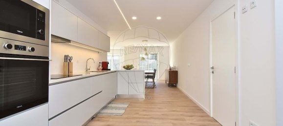 4 bedrooms Villa in Cascais, Portugal No. 177523 9