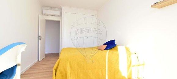 4 bedrooms Villa in Cascais, Portugal No. 177523 25