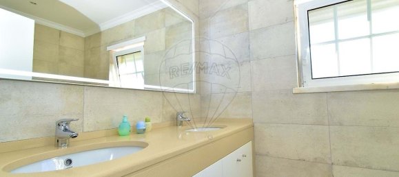 4 bedrooms Villa in Cascais, Portugal No. 177523 28