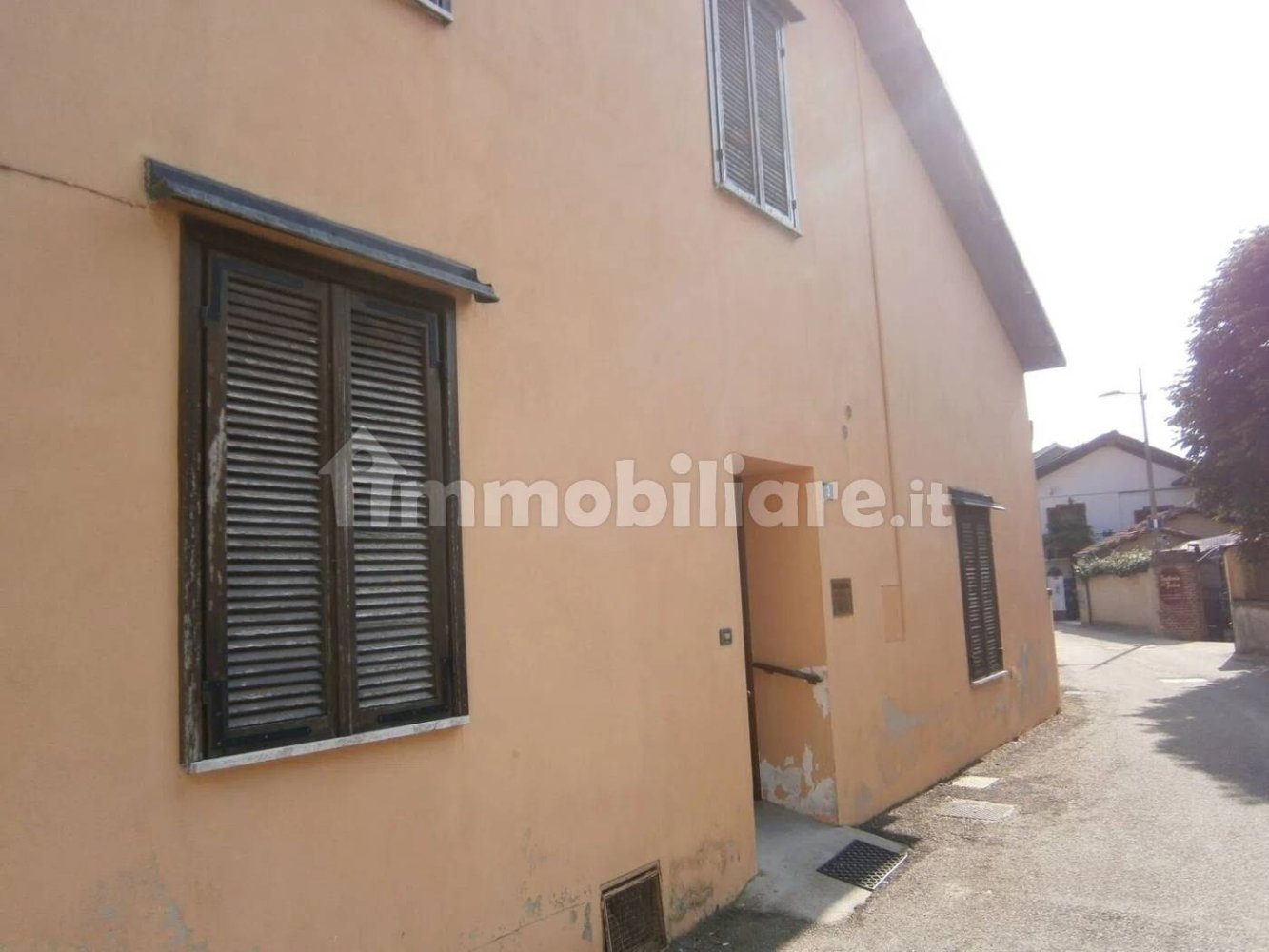 Casa de 5 dormitorios en Moncucco Torinese, Italy No. 343214