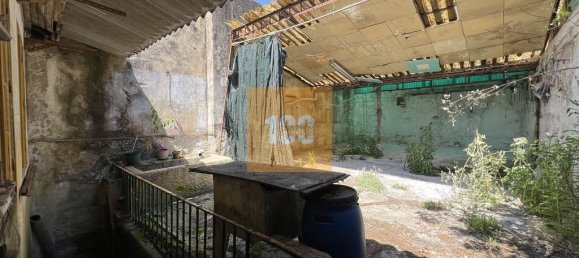 9 bedrooms Building in Porto, Portugal No. 83003 4