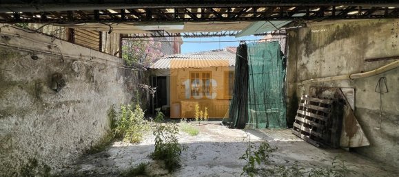 9 bedrooms Building in Porto, Portugal No. 83003 6