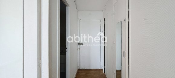 Apartamento de 1 dormitorio en Alfortville, France No. 182580 4