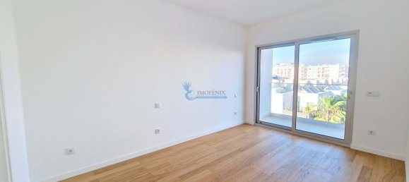 Apartamento de 2 dormitorios en Albufeira, Portugal No. 101165 21