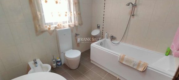 3 bedrooms Apartment in Saint Paul's Bay, Malta No. 11652 12