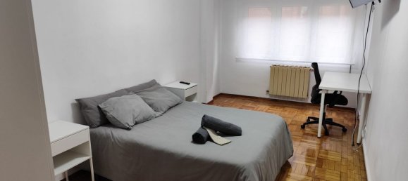 4 bedrooms Apartment in Oviedo, Spain No. 172734 4