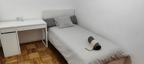 4 bedrooms Apartment in Oviedo, Spain No. 172734 10