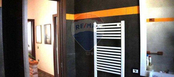 6 bedrooms House in Vinchiaturo, Italy No. 333411 16