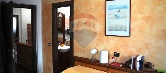 6 bedrooms House in Vinchiaturo, Italy No. 333411 13