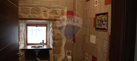 6 bedrooms House in Vinchiaturo, Italy No. 333411 34