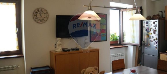 6 bedrooms House in Vinchiaturo, Italy No. 333411 3