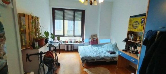 5 bedrooms Apartment in Turin, Italy No. 315884 5