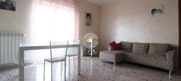 4 rooms Apartment in Campobasso, Italy No. 41174 4