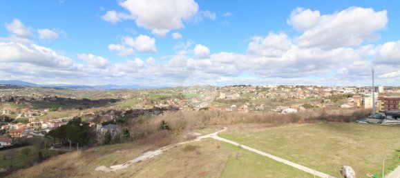 4 rooms Apartment in Campobasso, Italy No. 41174 18