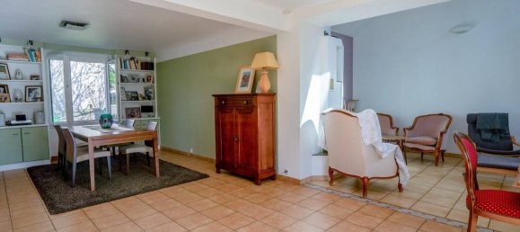 4 bedrooms House in Wissous, France No. 143693 4