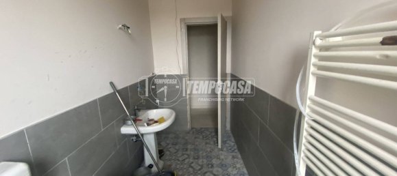 2 bedrooms Apartment in Brescia, Italy No. 157336 10