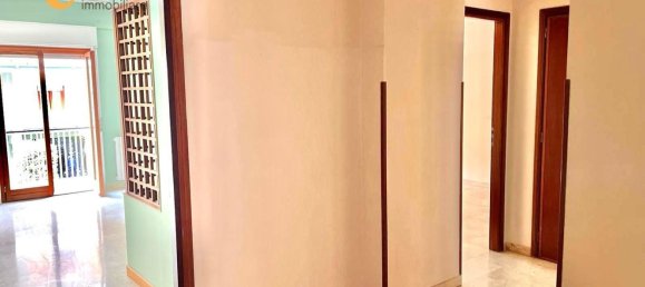 4-salle Appartement à Palermo, Italy No. 42144 15