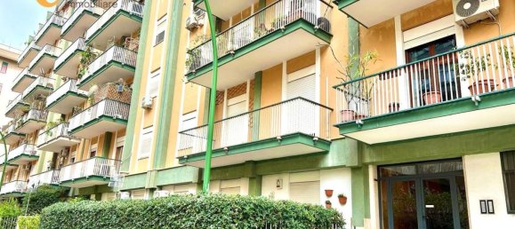 4-salle Appartement à Palermo, Italy No. 42144 4