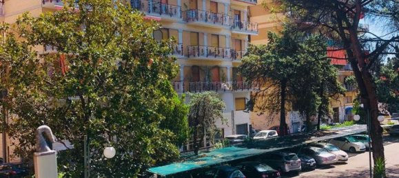 4 bedrooms Apartment in Salerno, Italy No. 379064 15