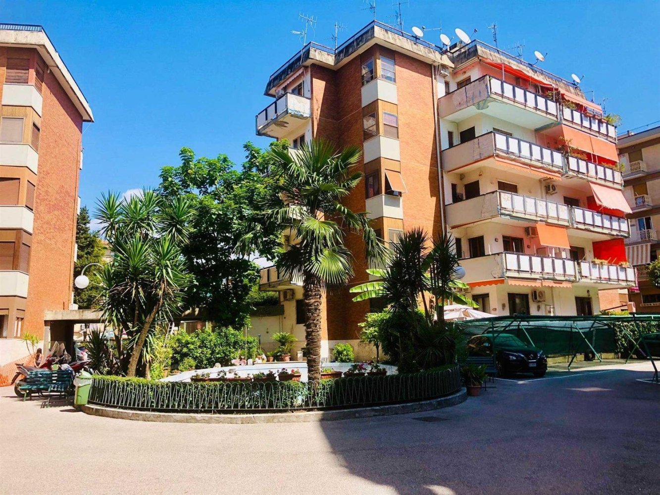 4 bedrooms Apartment in Salerno, Italy No. 379064