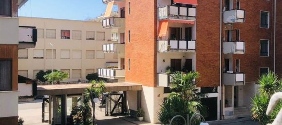 4 bedrooms Apartment in Salerno, Italy No. 379064 14