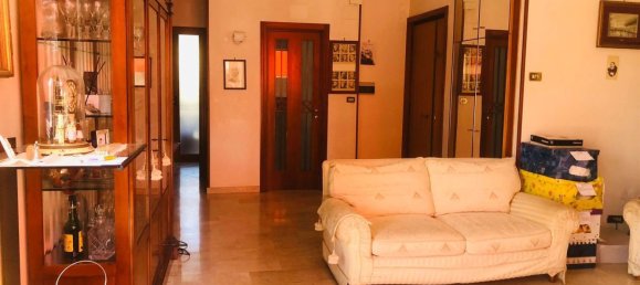 4 bedrooms Apartment in Salerno, Italy No. 379064 20