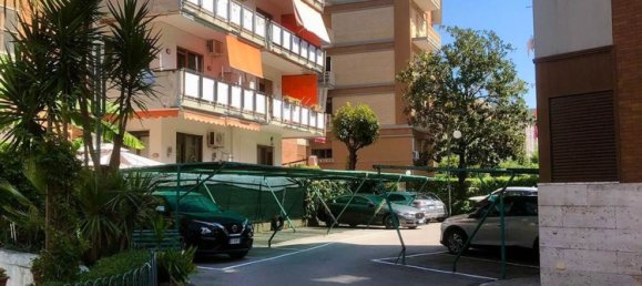 4 bedrooms Apartment in Salerno, Italy No. 379064 7