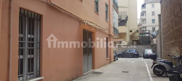 74m² Warehouse in Rome, Italy No. 286991 3