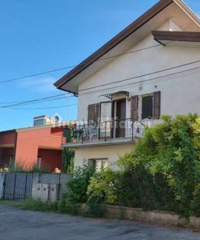 Casa T2 em Pordenone, Italy N.º 348859