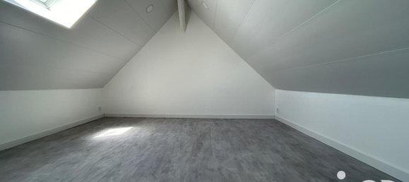 3 bedrooms House in Mortefontaine-en-Thelle, France No. 274385 10