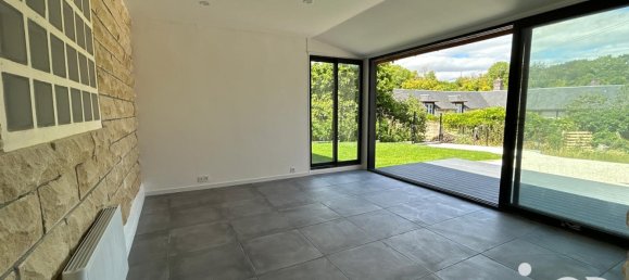 3 bedrooms House in Mortefontaine-en-Thelle, France No. 274385 3