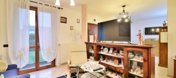 Apartamento T3 em Inverigo, Italy N.º 361935 14