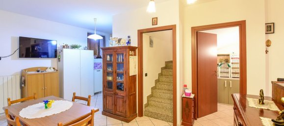Apartamento T3 em Inverigo, Italy N.º 361935 6