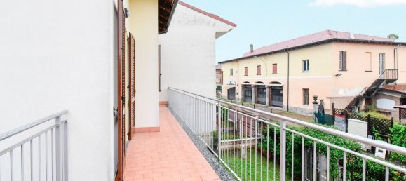 Apartamento T3 em Inverigo, Italy N.º 361935 20