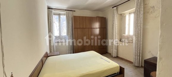 5-salle Bâtiment à Fondi, Italy No. 281960 10