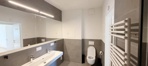 4 rooms Apartment in Vienna, Austria No. 177661 13