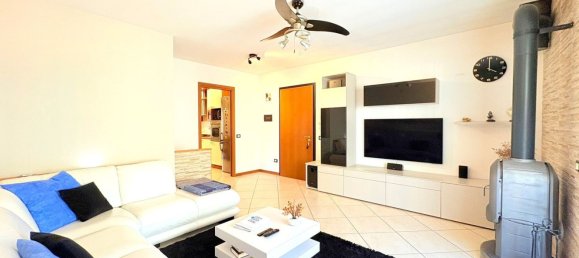 3غرفة شقة في Udine, Italy رقم 300075 2