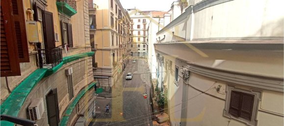 3 chambres Appartement à Naples, Italy No. 178429 10