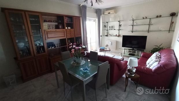 Квартира с 6 комнатами в Сан Джорджо Йонико, Италия № 297968