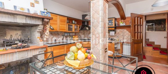 4 bedrooms Villa in Rocca di Papa, Italy No. 148078 13
